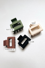 Block Hair Claw