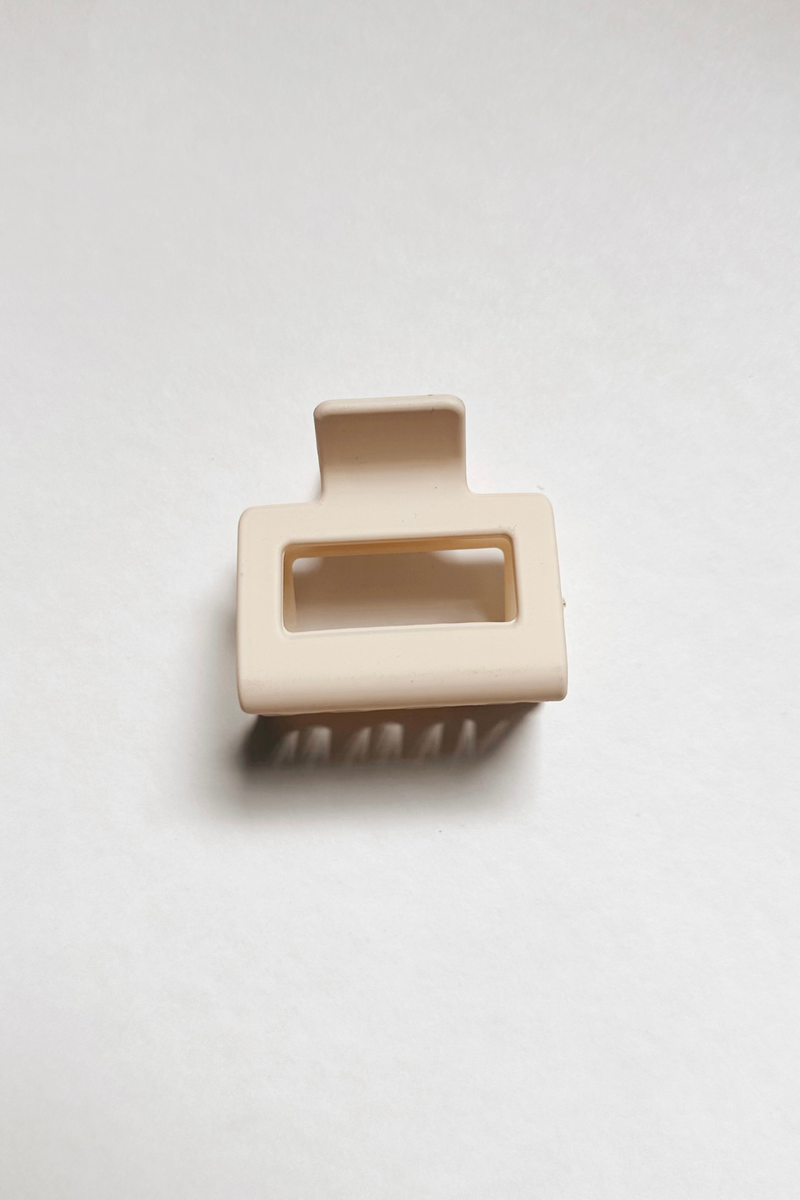 Block Hair Claw