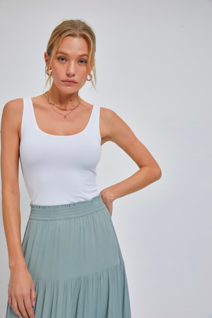 White Basic Scoop Neck Tank